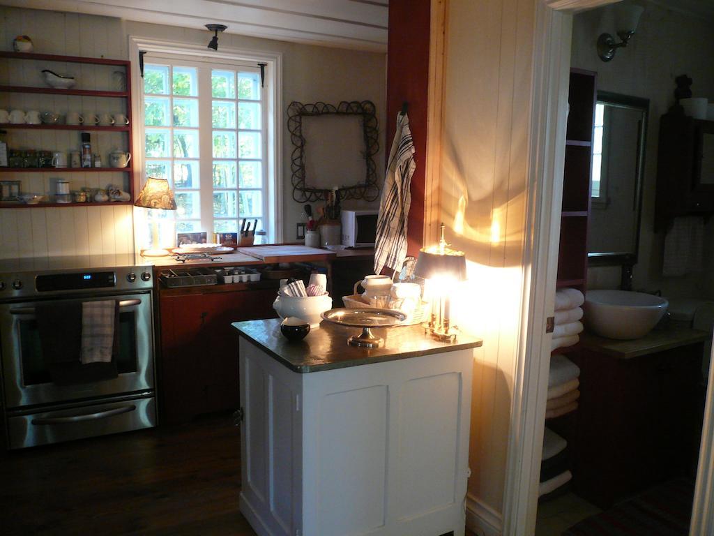 La Maison Ancestrale Guérard Saint-Laurent-de-l'ile d'Orleans Habitación foto